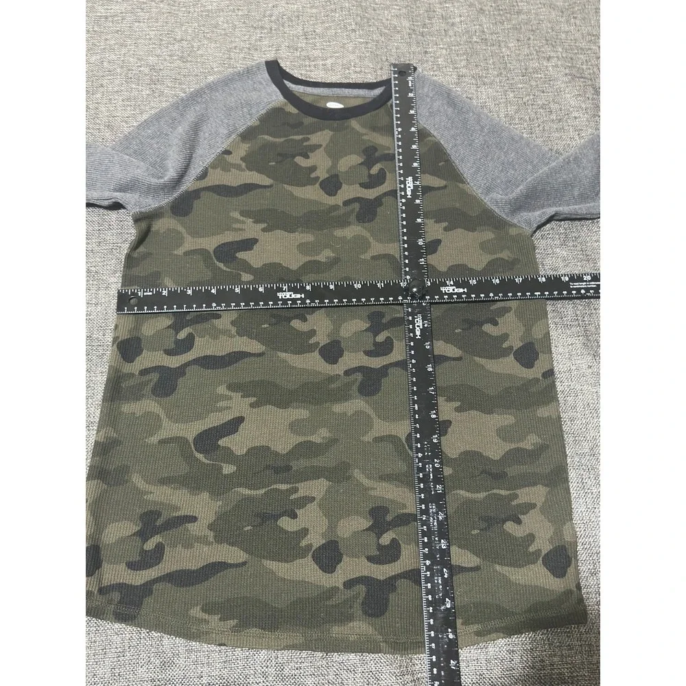 Old Navy Boys XXL (18) Thermal Shirt Camo Raglan Long Sleeve